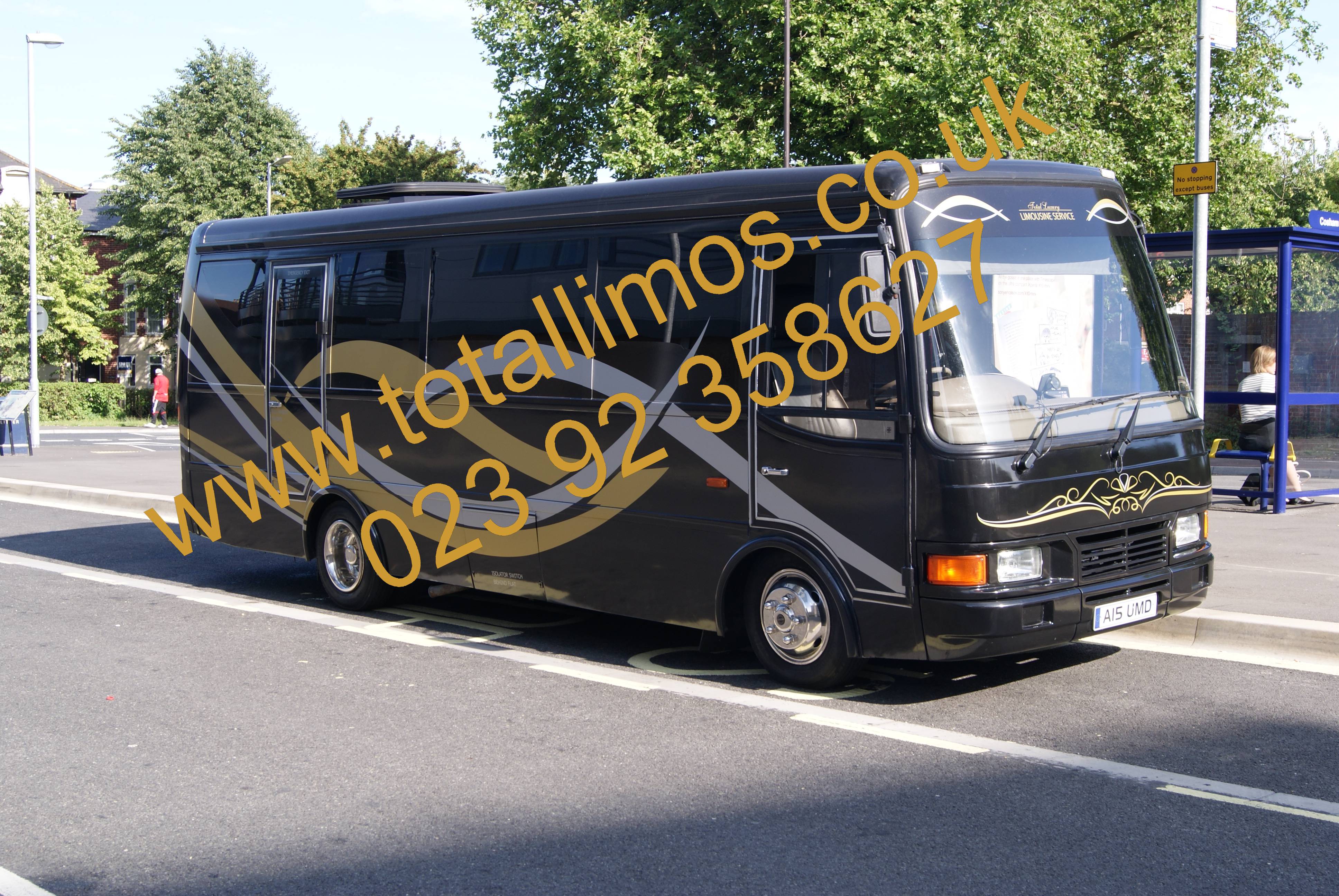 webassets/Limo_bus_southampton.jpg